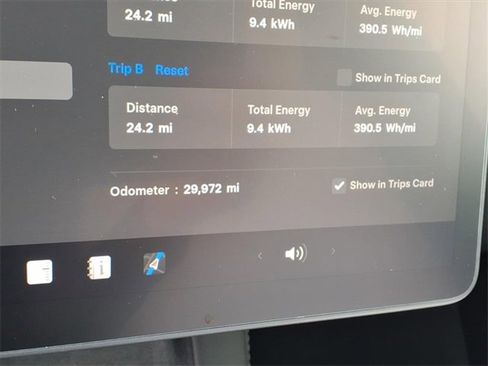 Used 2023 Tesla Model Y Long Range image 27
