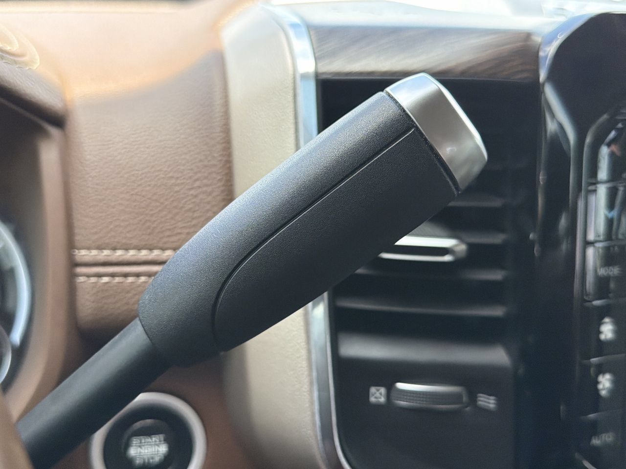 Used 2019 RAM 2500 Laramie RWD image 25