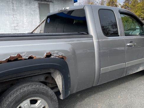 Used 2008 Chevrolet Silverado 1500 LT w/ Power Pack Plus image 9