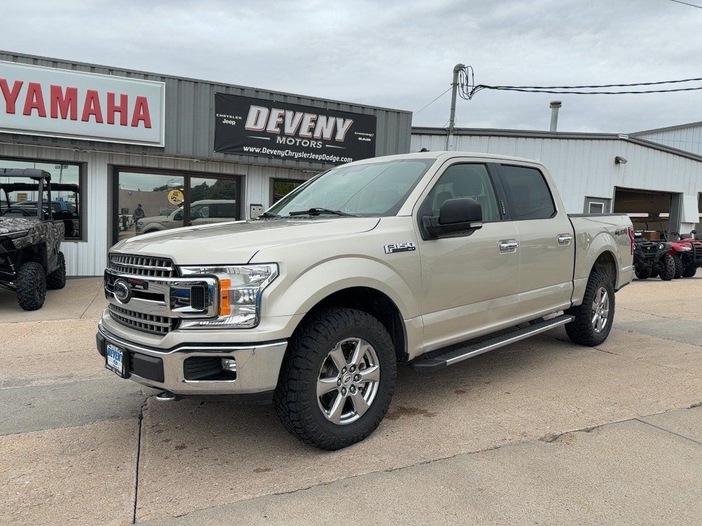 Used 2018 Ford F150 XLT w/ Equipment Group 302A Luxury AWD/4WD image 2