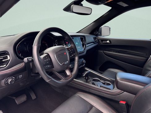 Used 2025 Dodge Durango GT AWD/4WD image 14