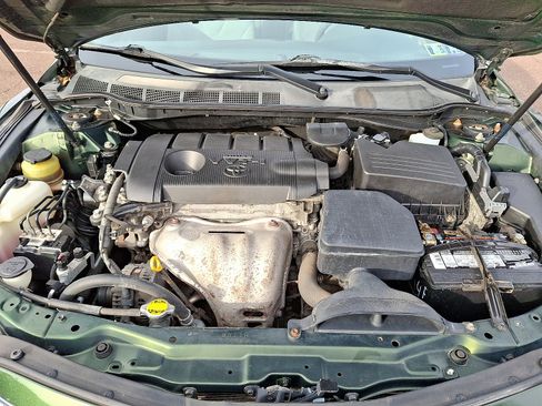 Used 2011 Toyota Camry LE image 26