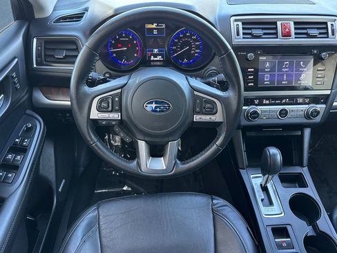 Used 2017 Subaru Outback 2.5i Limited AWD/4WD image 29