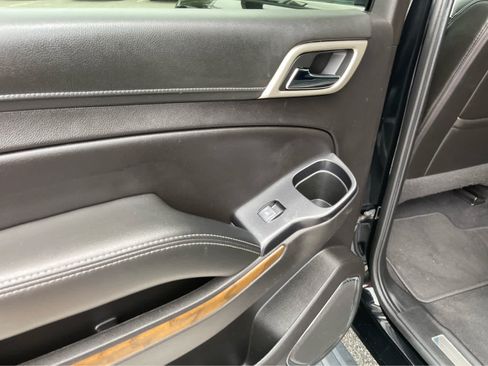Used 2019 GMC Yukon XL Denali w/ Denali Ultimate Package AWD/4WD image 20