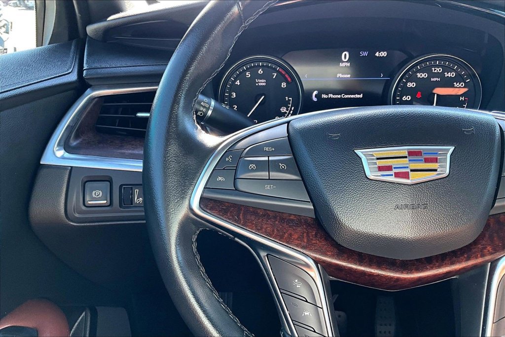Used 2022 Cadillac XT5 Premium Luxury w/ Technology Package FWD image 11