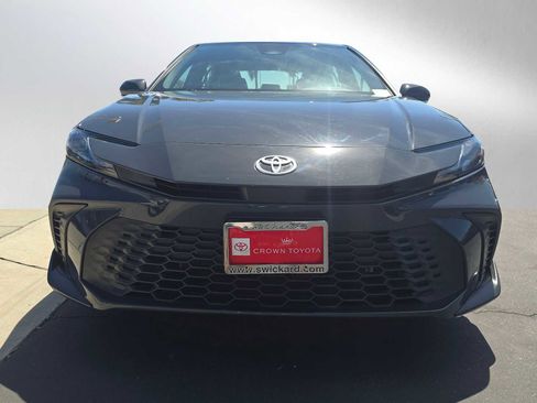 Certified 2025 Toyota Camry SE FWD image 8