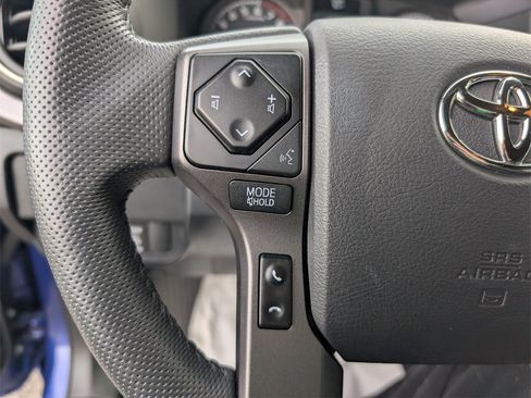 Used 2023 Toyota Tacoma TRD Off-Road image 22