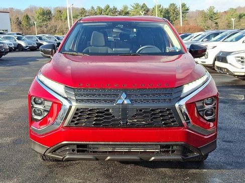 Used 2023 Mitsubishi Eclipse Cross LE image 3