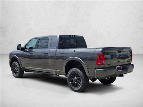 New 2026 RAM 2500 Limited AWD/4WD image 9