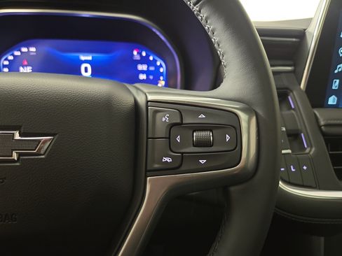 Certified 2023 Chevrolet Suburban Z71 AWD/4WD image 17