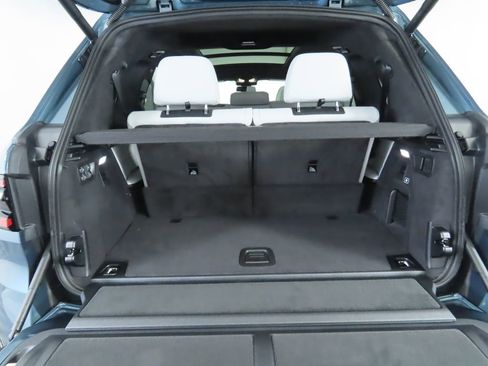 New 2026 BMW X7 xDrive40i w/ Premium Package image 30