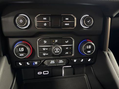 Certified 2023 Chevrolet Suburban High Country w/ Max Trailering Package AWD/4WD image 15