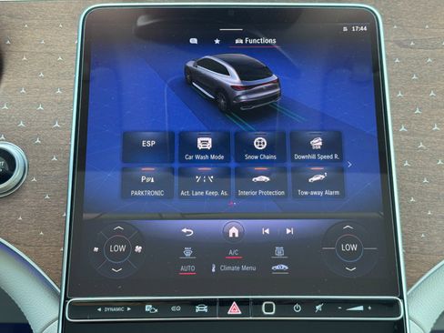 Used 2023 Mercedes-Benz EQE 500 4MATIC SUV image 34