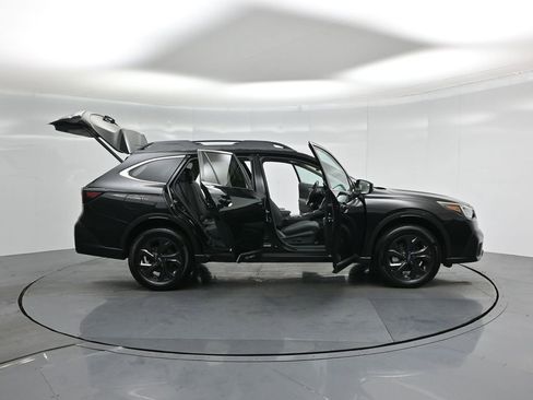 Used 2020 Subaru Outback Onyx Edition XT w/ Tech Package 2 image 5