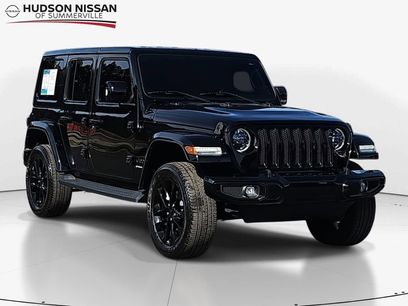Used 2023 Jeep Wrangler Altitude