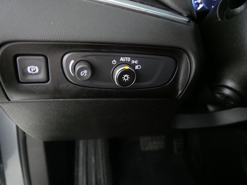 Used 2021 Buick Enclave Avenir w/ Avenir Technology Package image 26