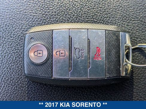 Used 2017 Kia Sorento EX w/ EX V6 Premium Package AWD/4WD image 37