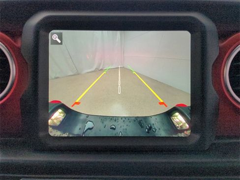 Used 2022 Jeep Gladiator Rubicon w/ Trailer Tow Package image 31