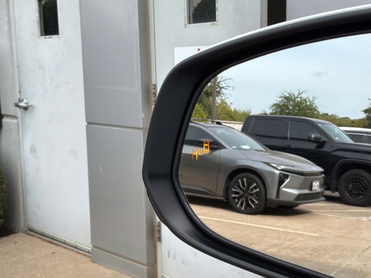 Used 2024 Toyota Tacoma TRD Sport w/ TRD Sport Premium Package AWD/4WD image 30