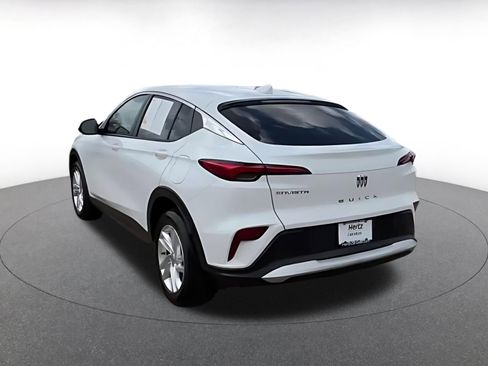 Used 2025 Buick Envista Preferred image 16