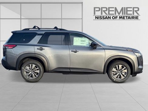 New 2026 Nissan Pathfinder SV image 6