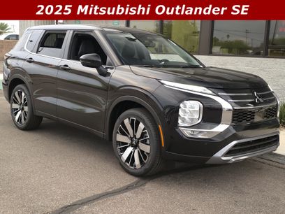 New 2025 Mitsubishi Outlander SE