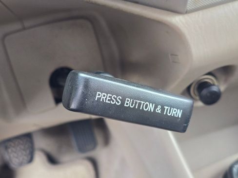 Used 2006 Toyota Tacoma 2WD Access Cab image 24