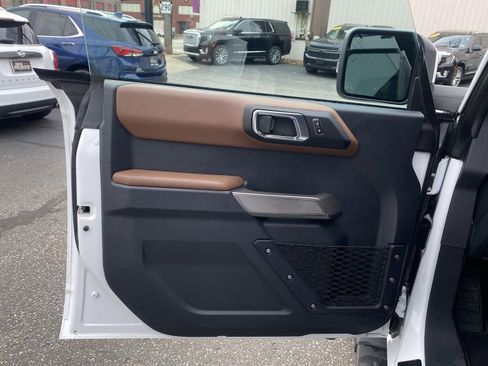 Used 2023 Ford Bronco Outer Banks image 13