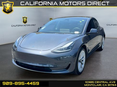 Used 2022 Tesla Model 3 Standard Range RWD image 1
