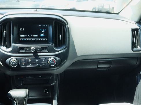 Used 2018 Chevrolet Colorado W/T w/ WT Convenience Package RWD image 44