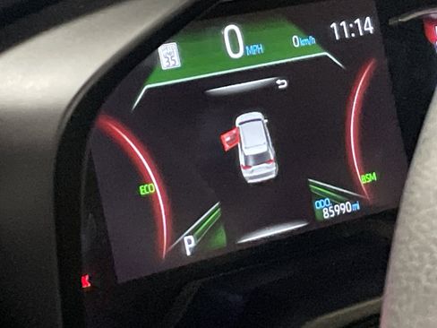 Used 2023 Toyota RAV4 LE image 10