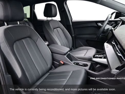 Used 2024 Audi Q4 e-tron Premium Plus w/ Premium Plus image 10