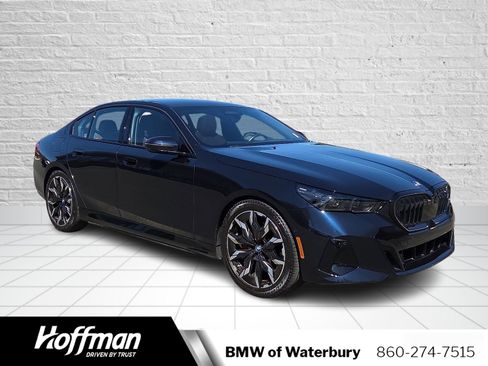 Used 2025 BMW i5 xDrive40 w/ Executive Package image 1