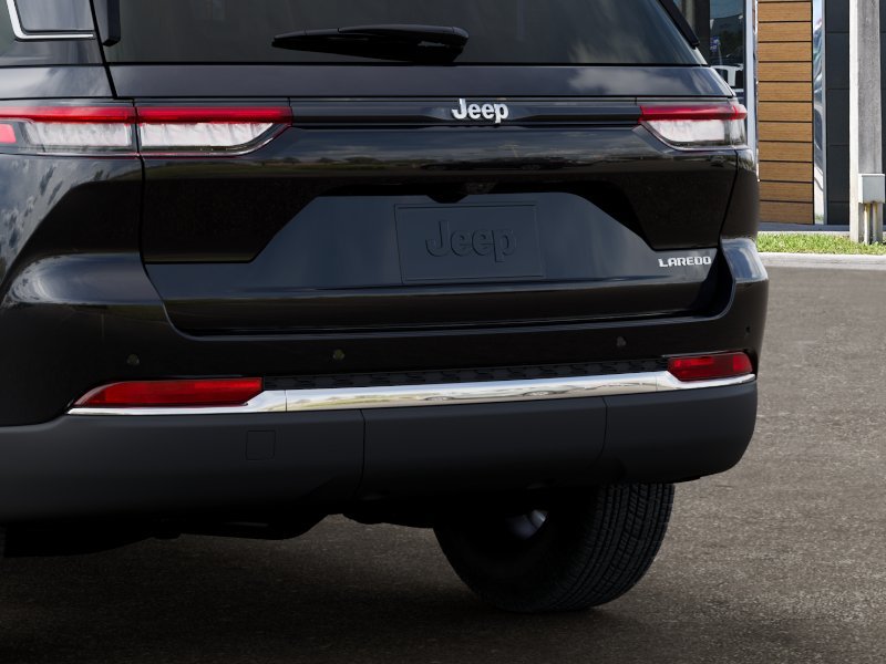New 2026 Jeep Grand Cherokee Laredo RWD image 13