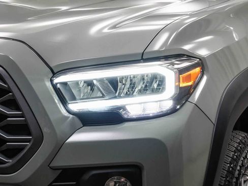 Used 2023 Toyota Tacoma TRD Off-Road AWD/4WD image 12