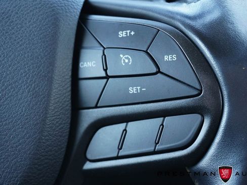 Used 2019 Jeep Cherokee Trailhawk w/ Cold Weather Group image 28