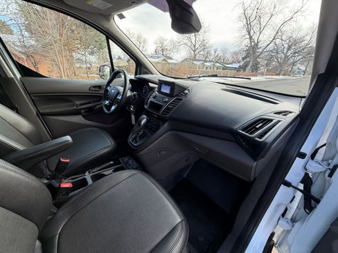 Used 2022 Ford Transit Connect XL image 15