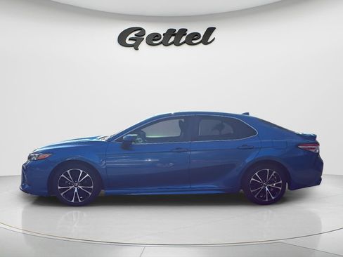 Used 2020 Toyota Camry SE FWD image 8