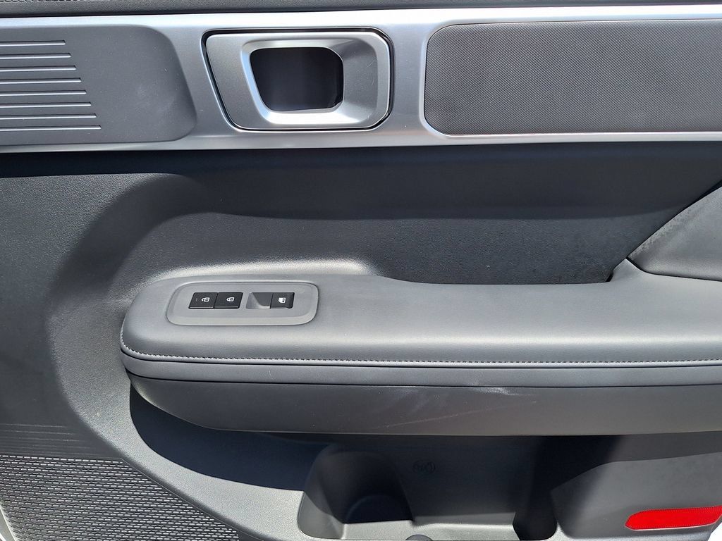New 2025 Hyundai Santa Fe XRT AWD/4WD image 29