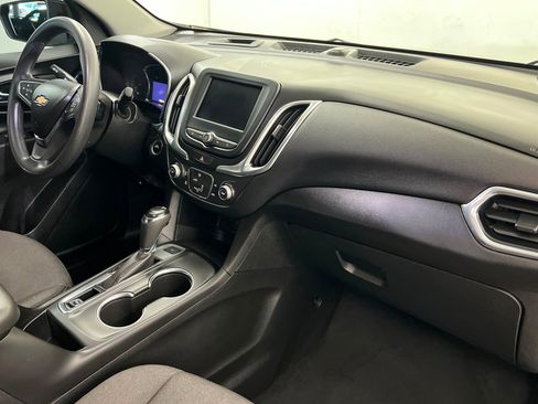 Used 2020 Chevrolet Equinox LT FWD image 25