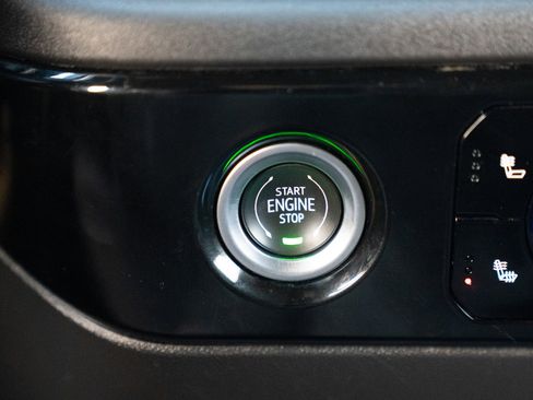 Used 2022 Chevrolet Silverado 1500 LT image 30