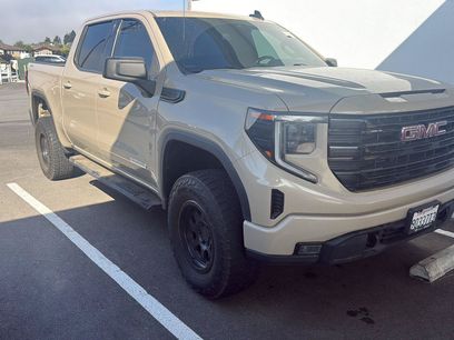 Used 2023 GMC Sierra 1500 Elevation