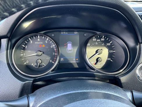 Used 2018 Nissan Rogue SL w/ Premium Package image 24