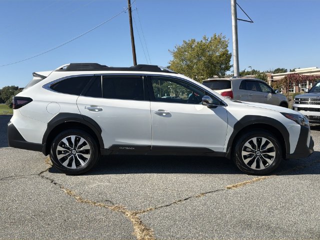 Used 2024 Subaru Outback Touring XT w/ Popular Package #2 AWD/4WD image 14