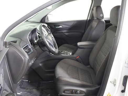 Used 2023 Chevrolet Equinox LT image 29