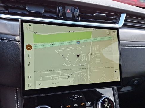 Certified 2025 Jaguar F-PACE R-Dynamic S image 17