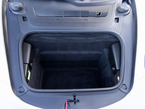 Certified 2019 Porsche 911 Carrera 4S image 48