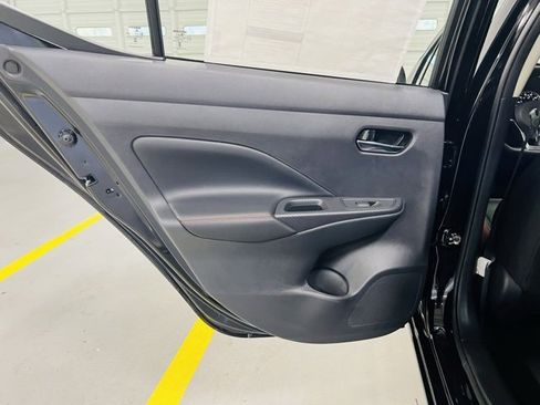 New 2025 Nissan Versa SR w/ Trunk Package image 24