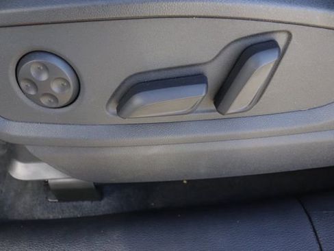 Used 2025 Audi Q5 2.0T Premium Plus image 15