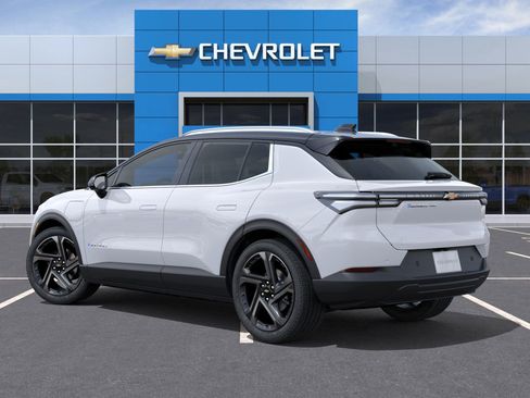 New 2026 Chevrolet Equinox EV LT image 3